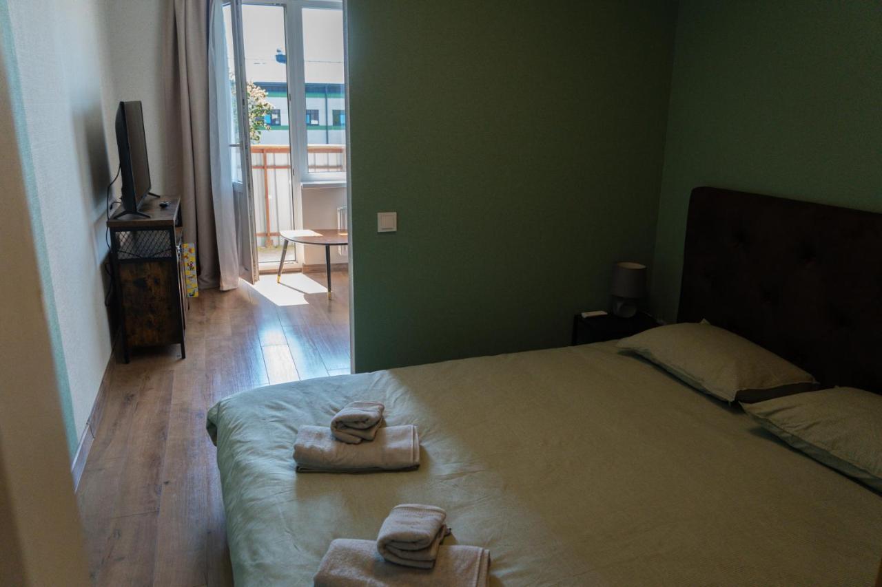Warm & Cozy With Balcony In Valmiera